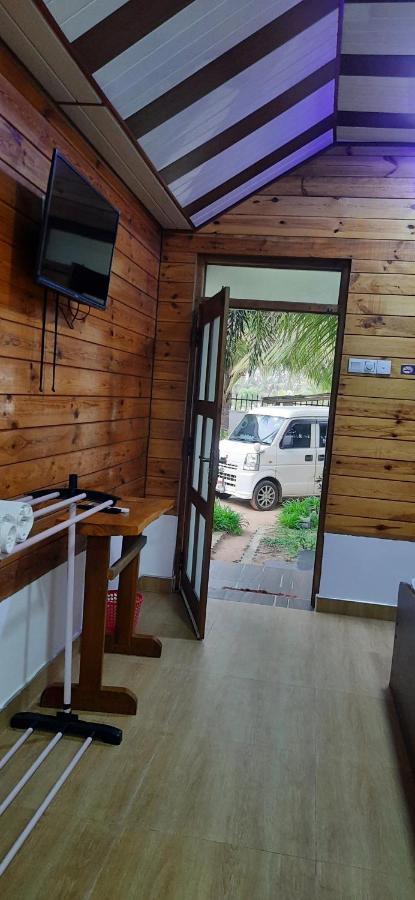 Elegant Green Beach Resort 亭可马里 外观 照片