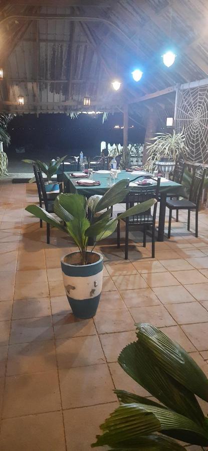 Elegant Green Beach Resort 亭可马里 外观 照片