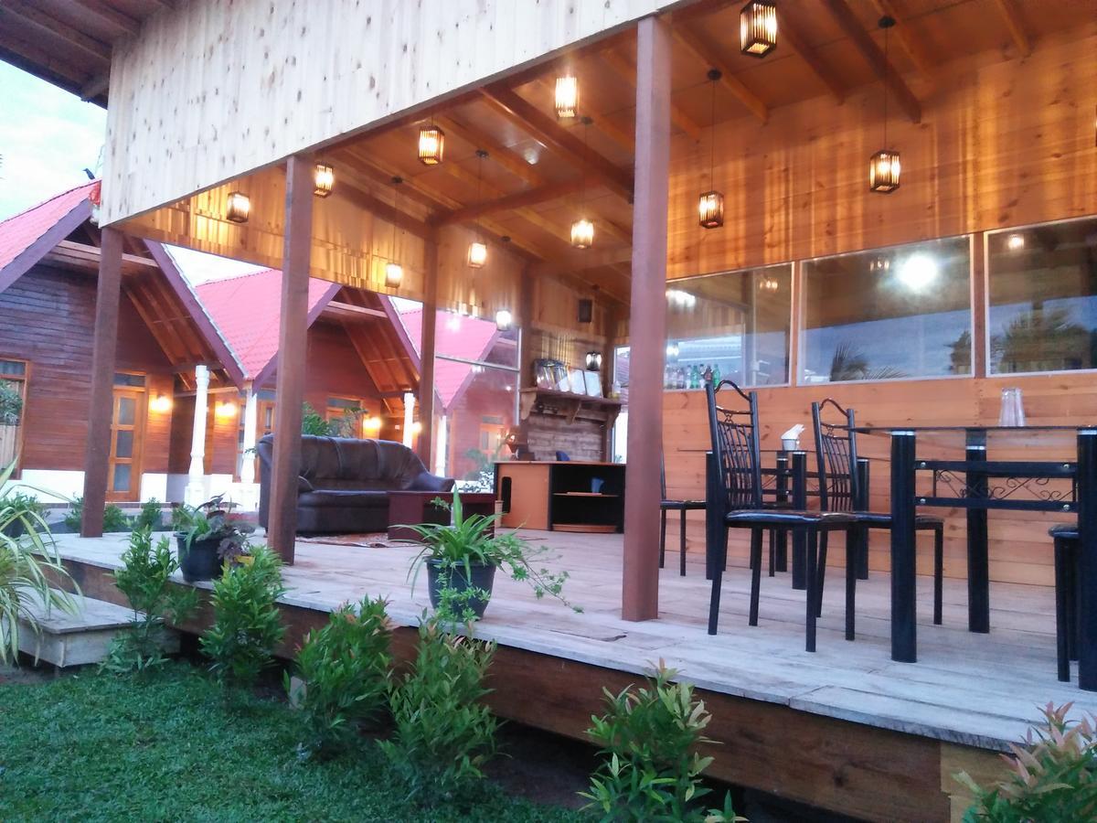 Elegant Green Beach Resort 亭可马里 外观 照片